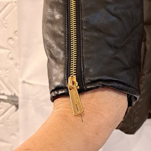 Kenneth Cole Faux Leather Quilted Shacket with an Adjustable Hood - Sz M - Picture 10 of 15